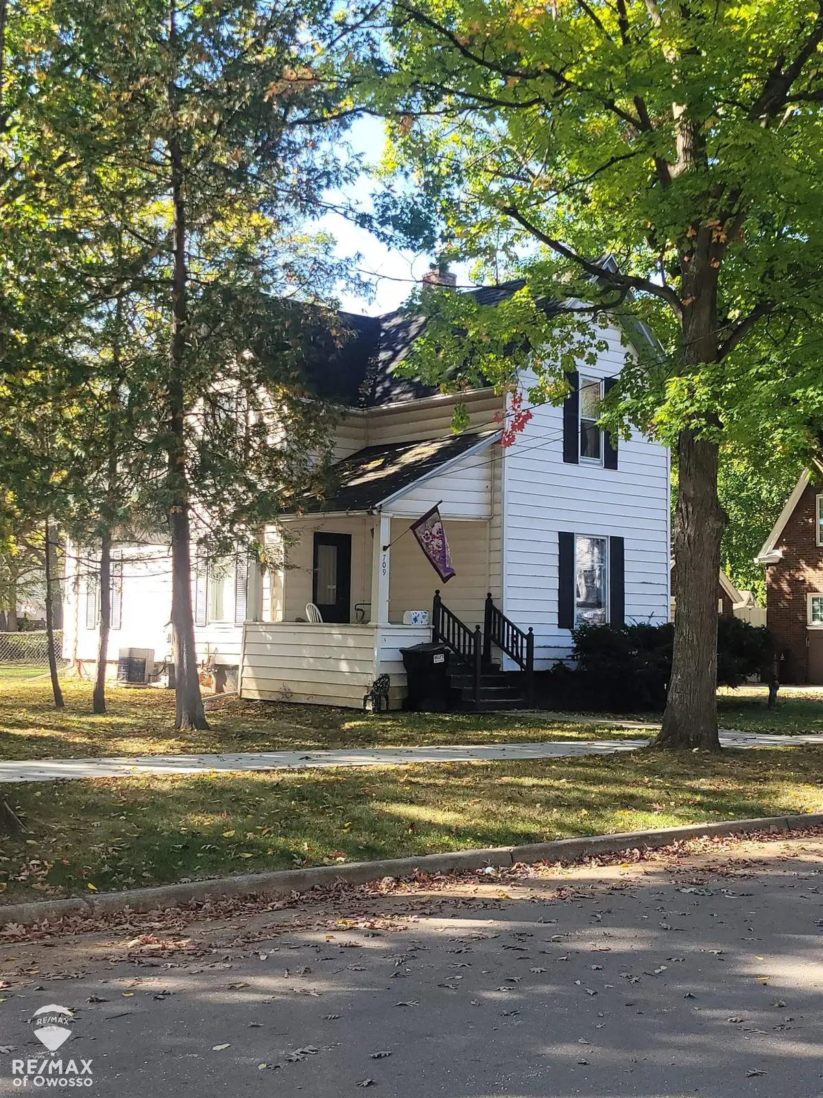 709 Lee ST, Owosso, MI 48867 - #1