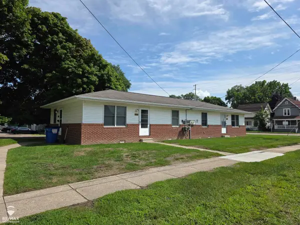 801-803 Corunna AVE, Owosso, MI 48867