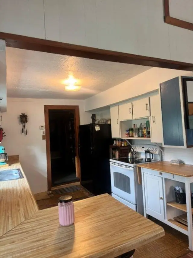 3208 W Bath RD, Perry, MI 48872 - #2