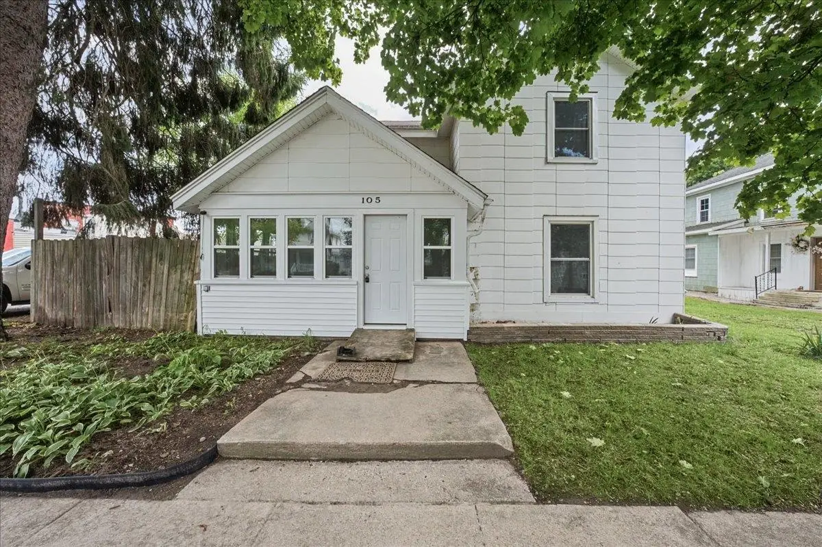105 S Shiawassee ST, Bancroft, MI 48814 - #1