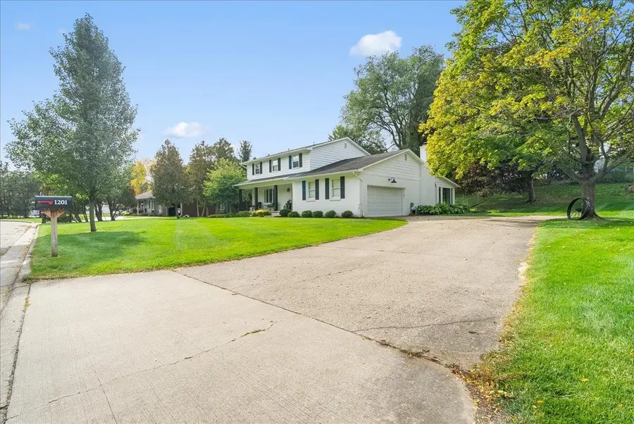 1201 Riverside DR, Owosso, MI 48867 - #3