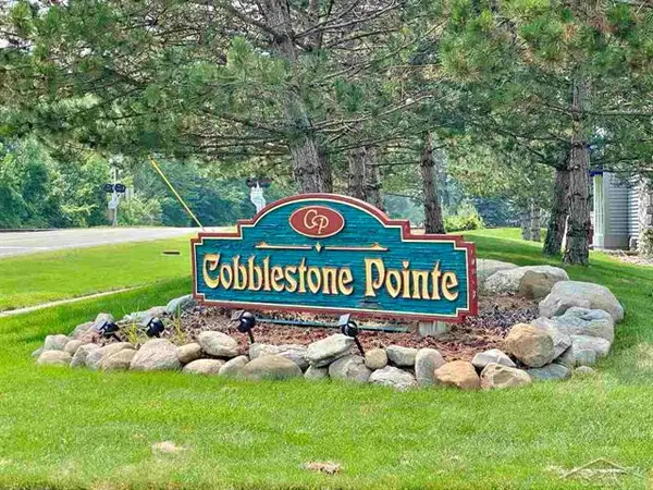 FIELDSTONE LN, Saginaw, MI 48603