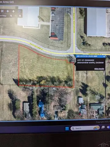 S Bridgeview RD, Saginaw, MI 48604