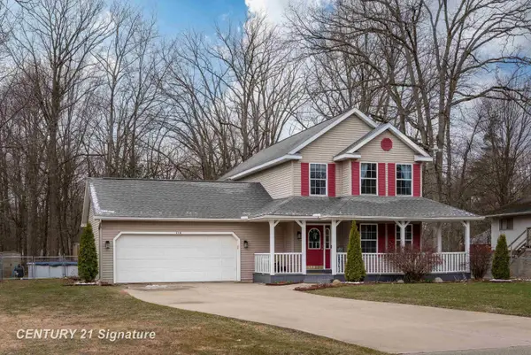 116 S Westlawn DR, Midland, MI 48640