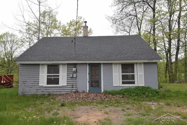 2114 Walter RD, Beaverton, MI 48612