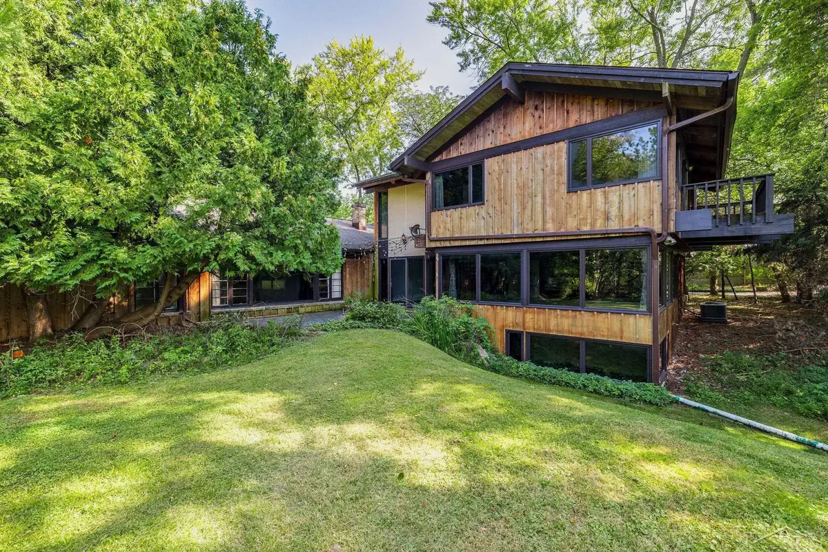 4535 N River RD, Freeland, MI 48623 - #1
