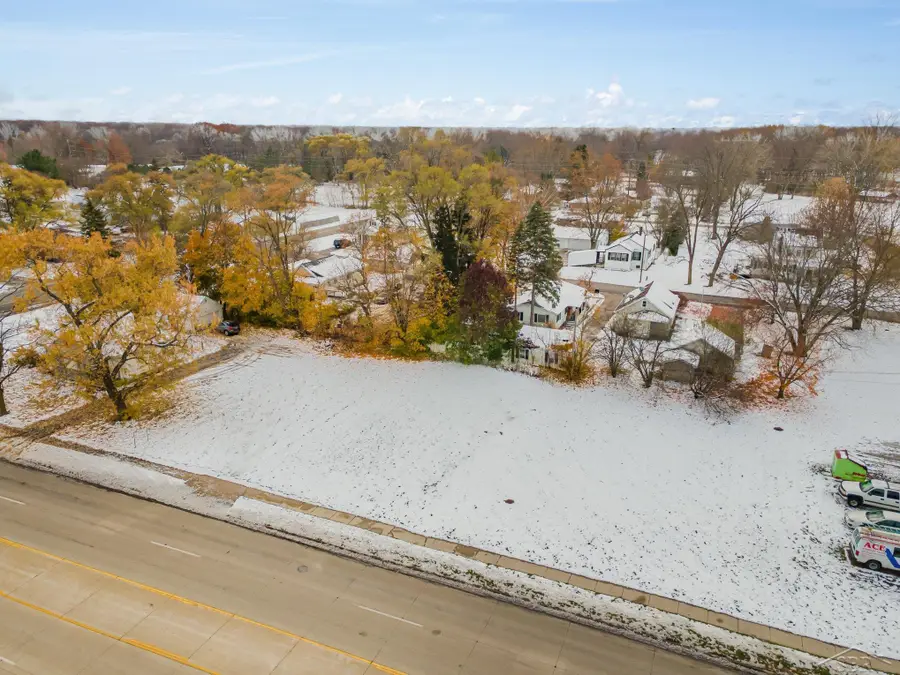 6250 Dixie HWY, Bridgeport, MI 48722 - #3