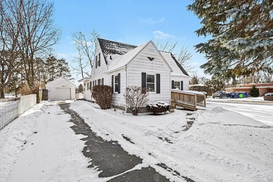 3537 Adams AVE, Saginaw, MI 48602 - #3