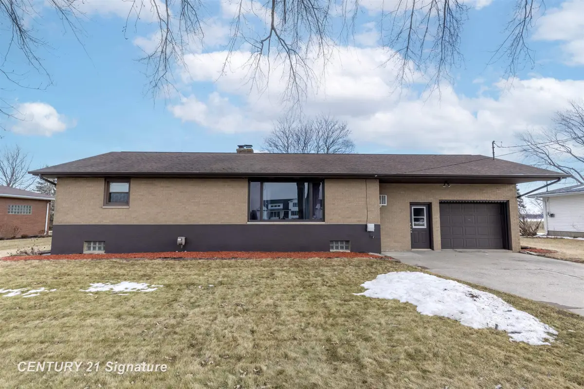 6867 S 3 Mile RD, Frankenlust, MI 48706 - #1
