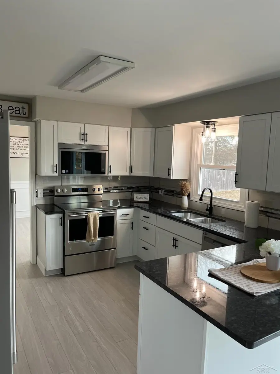 6 Wiltse CT, Saginaw, MI 48603 - #3