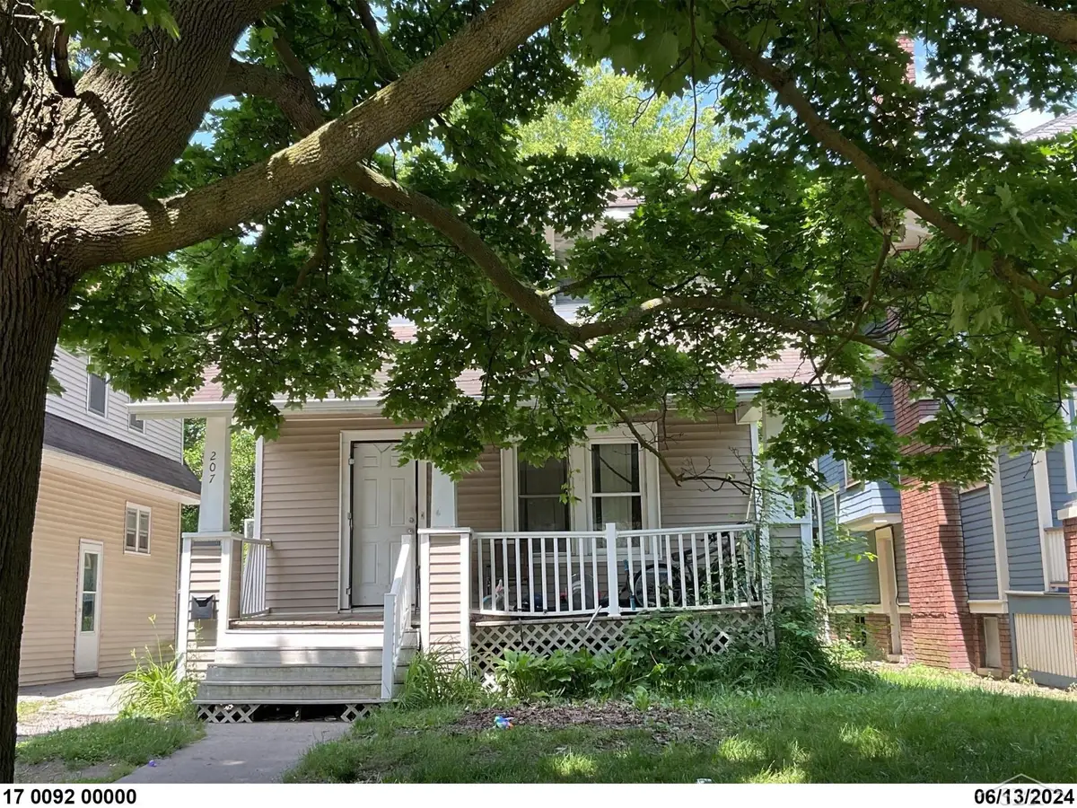 207 S BOND ST, Saginaw, MI 48602 - #1