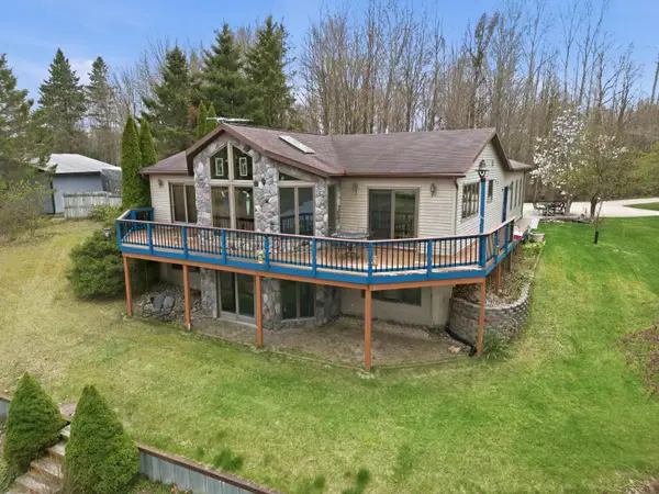 880 Sutherly DR, Beaverton, MI 48612