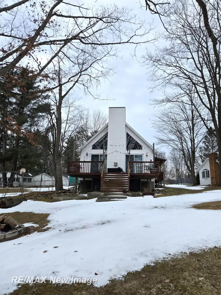 3837 S Pine RD, Beaverton, MI 48612 - #3