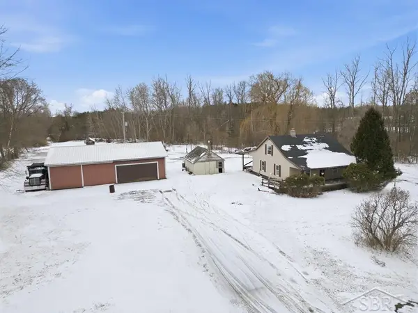 2177 W Knox RD, Beaverton, MI 48612