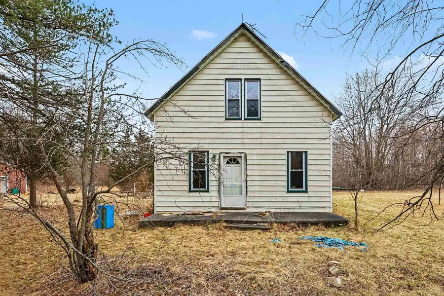 5628 S Orr RD, Fremont, MI 48655 - #2