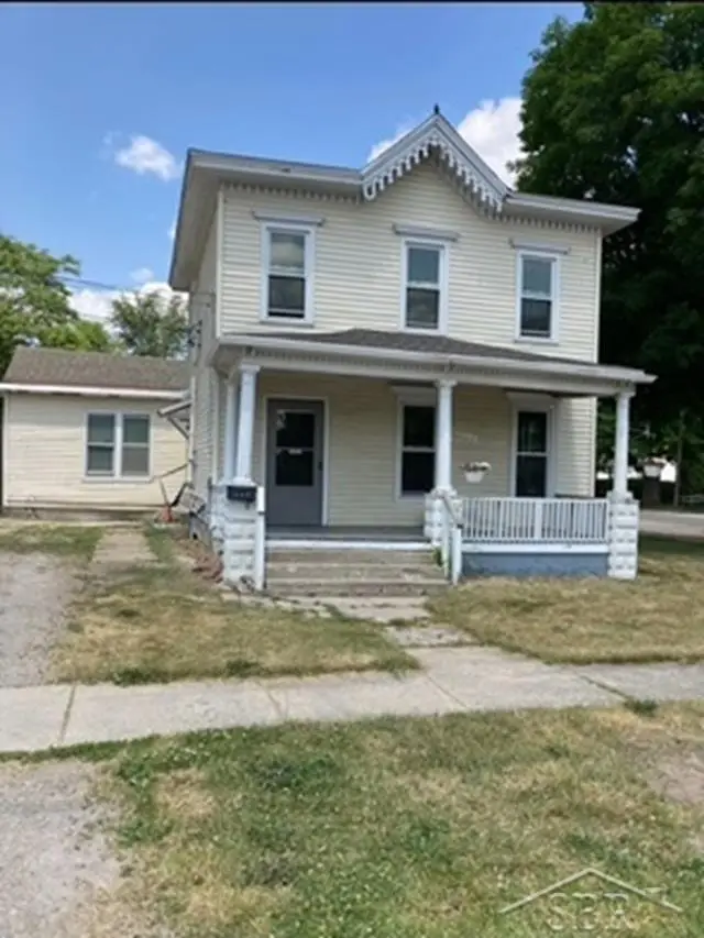 307 N Line ST, Chesaning, MI 48616 - #1