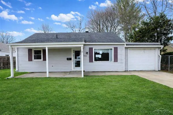 1033 Kelsey AVE, Lansing, MI 48910