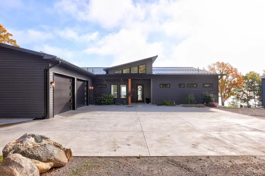 909 S US 23 RD, Harrisville, MI 48740 - #3