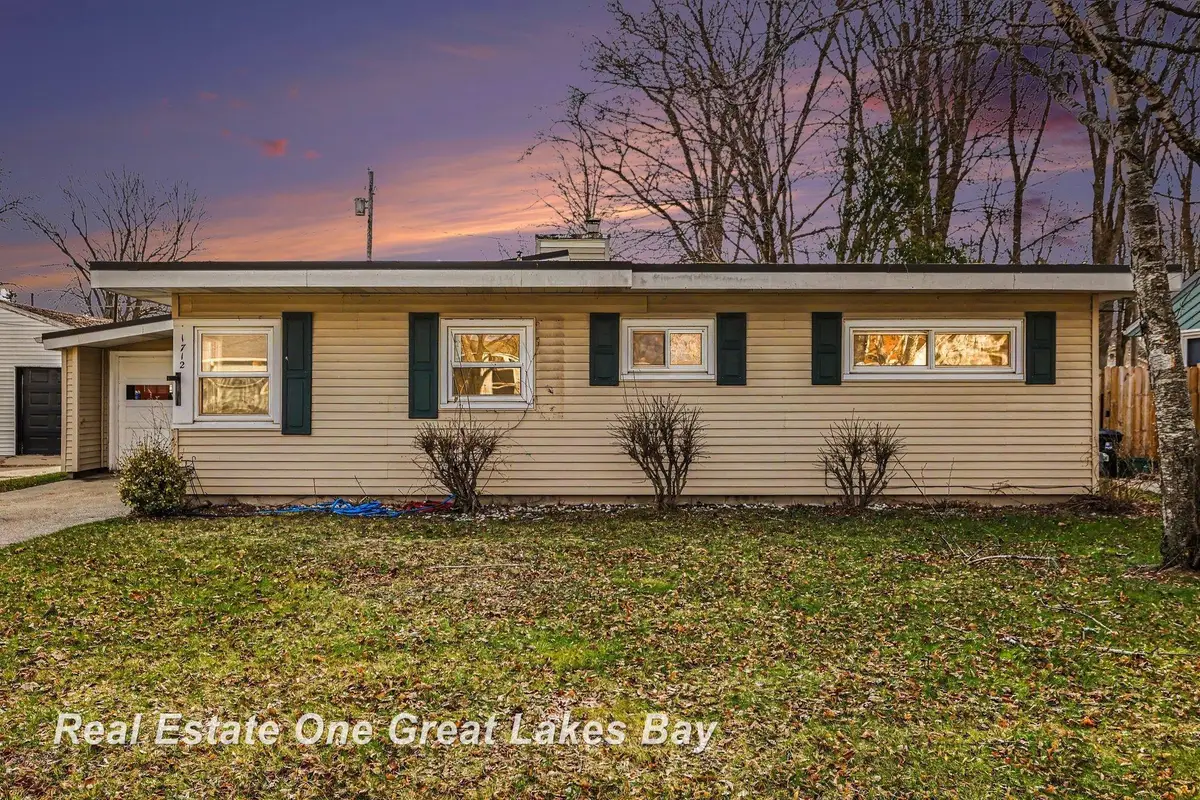 1712 Zauel ST, Saginaw, MI 48602 - #1