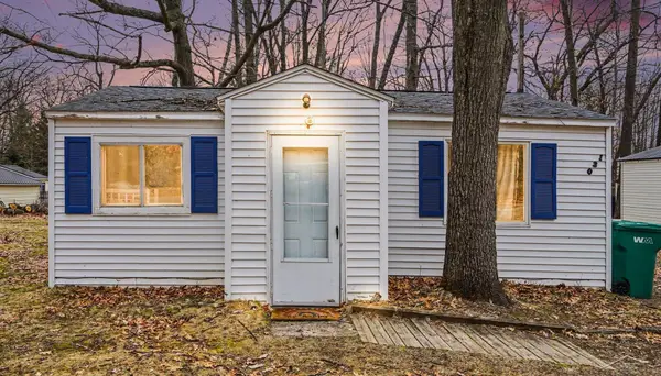 130 Burrill DR, Prudenville, MI 48651