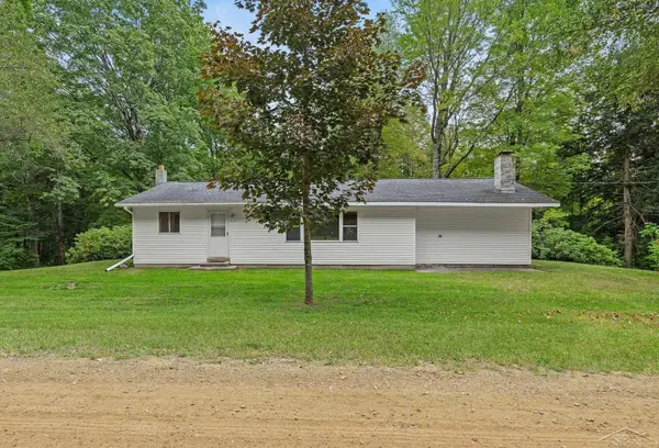 20686 Lakola RD, Tustin, MI 49688