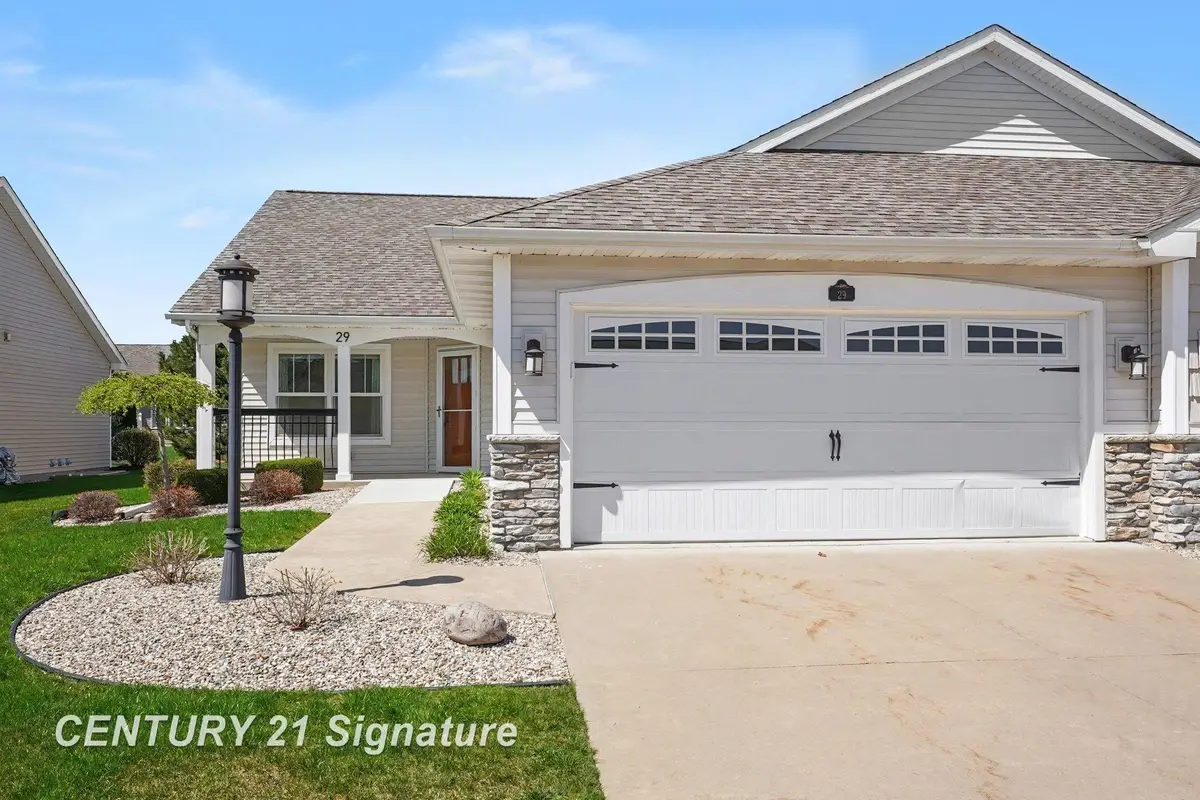 29 Tuscany CIR, Saginaw, MI 48603 - #1