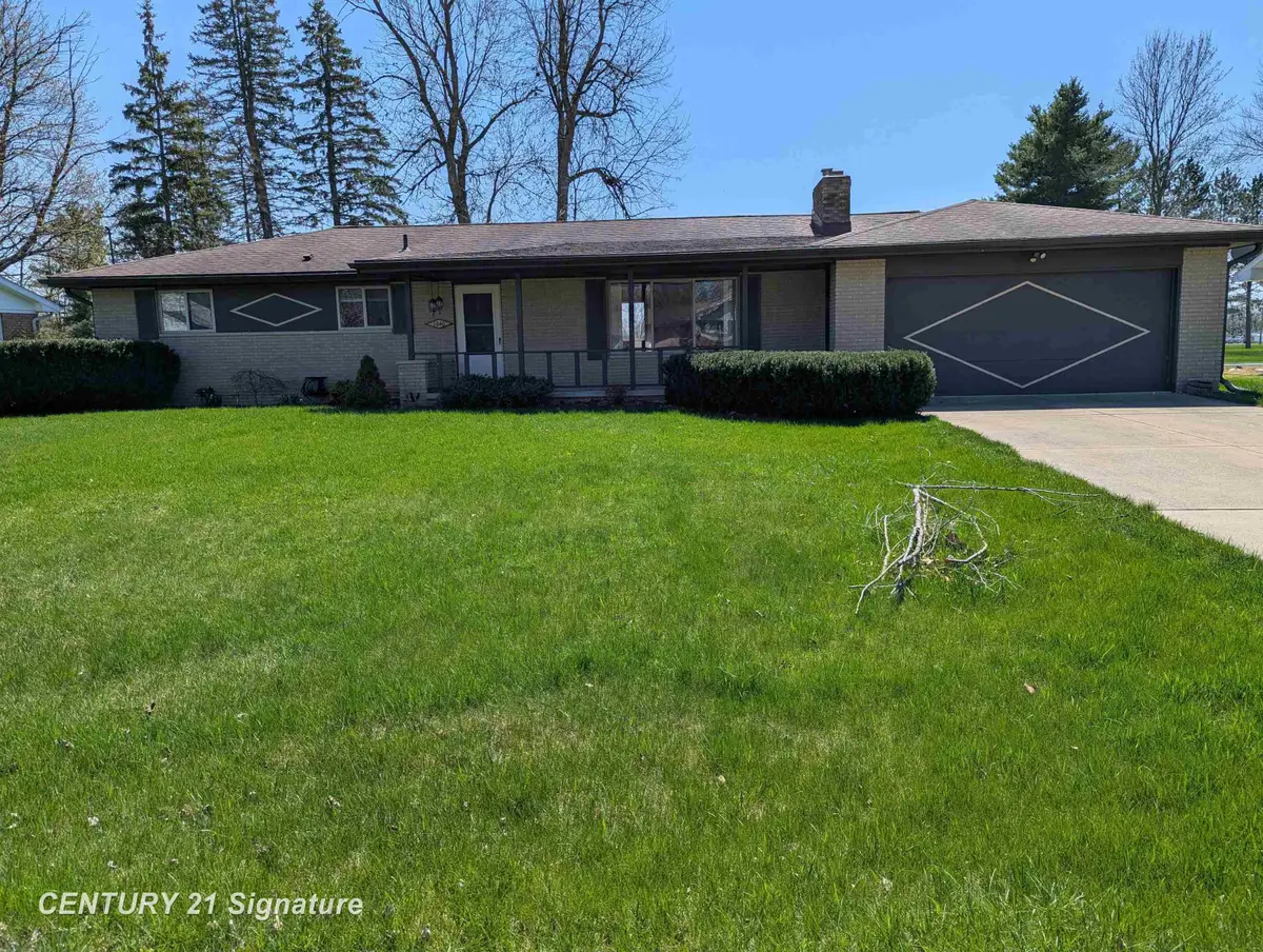1040 Wheelock ST, Freeland, MI 48623 - #1