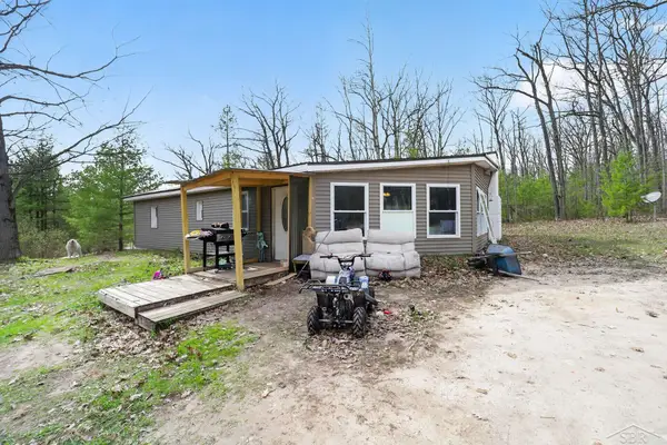 11820 Big Tower RD, Atlanta, MI 49709