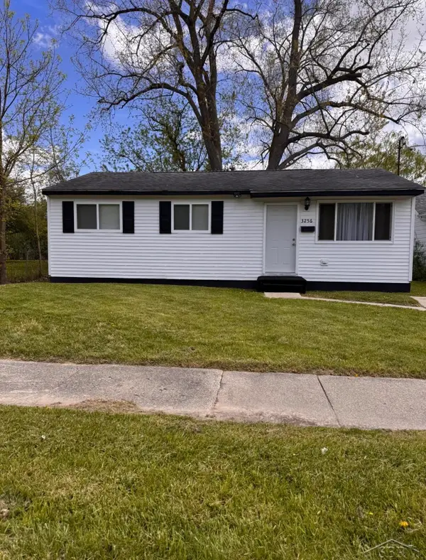 3256 parkwood AVE, Saginaw, MI 48601