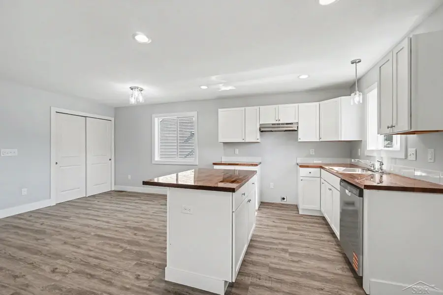 220 S Sherman ST, Bay City, MI 48708 - #2