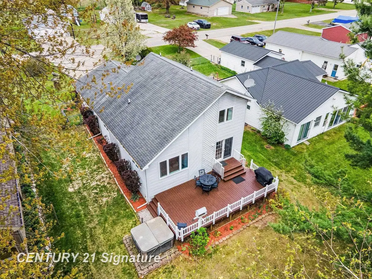 1361 Mckimmy DR, Beaverton, MI 48612 - #1