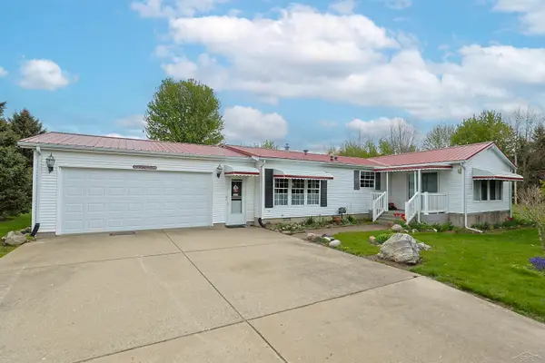 13301 Elms RD, BirchRun, MI 48415