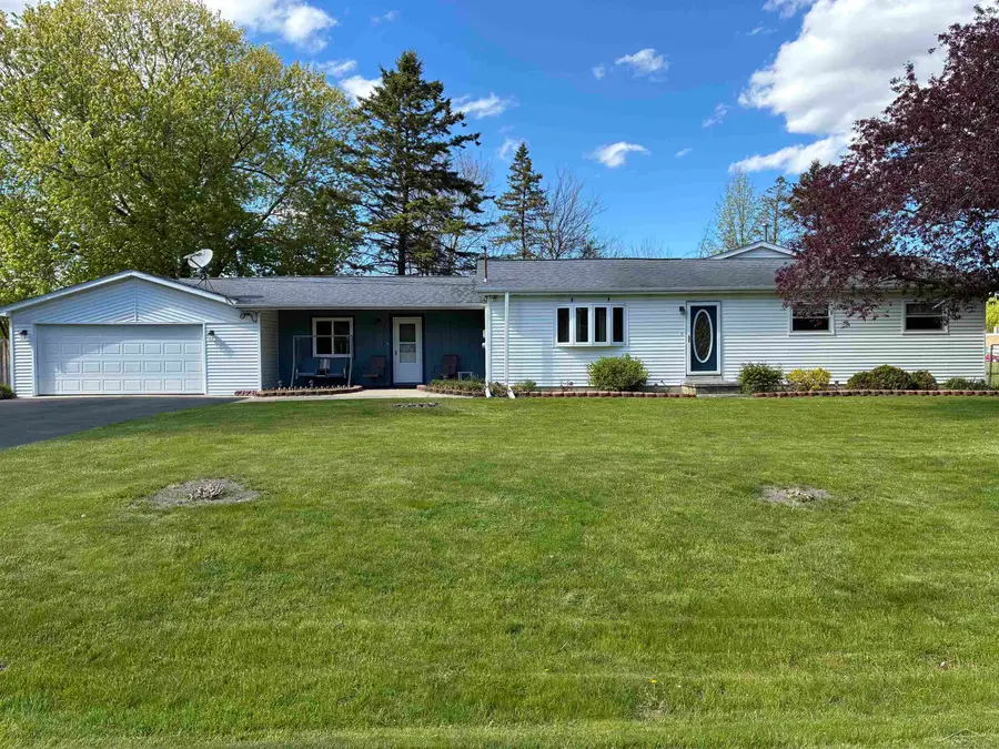 7178 London DR, Saginaw, MI 48609 - #2