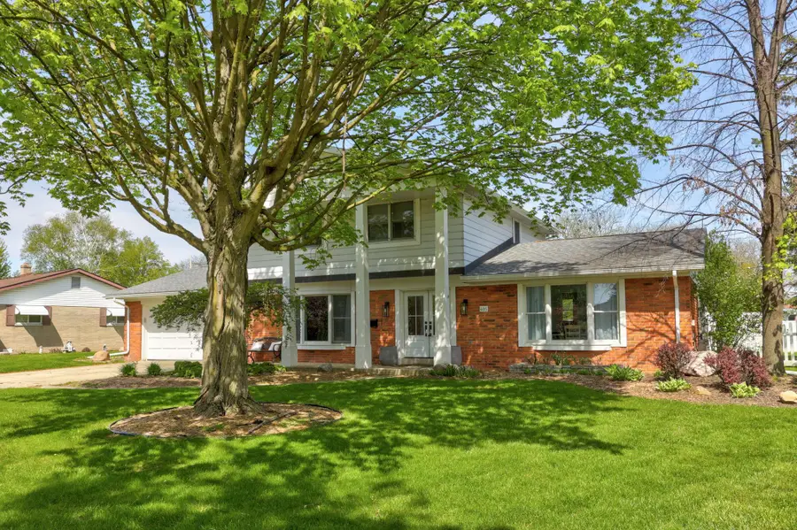405 Nickless ST, Frankenmuth, MI 48734 - #2