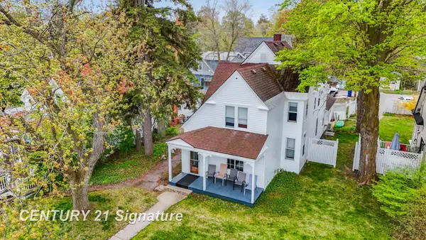 607 W Front ST, TraverseCity, MI 49684