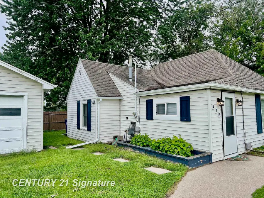 415 Hickory ST, Carrollton, MI 48724 - #2