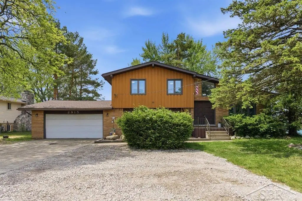 2915 W Walton BLVD, Waterford, MI 48329 - #1
