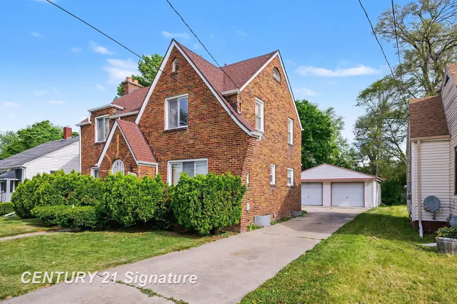 3237 Carter ST, Saginaw, MI 48601 - #3