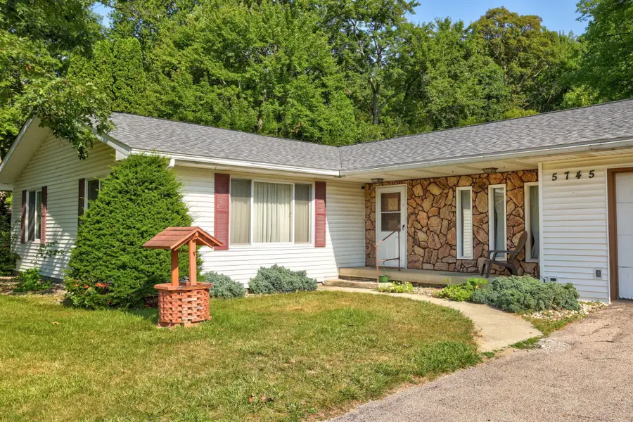 5745 E Townline RD, Bridgeport, MI 48415 - #3