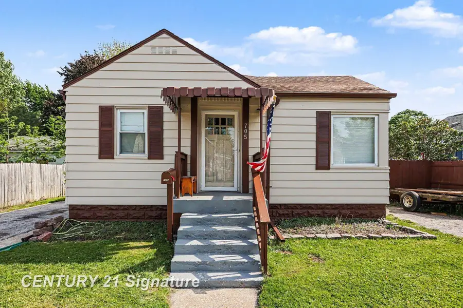 705 W Jenny ST, Bay City, MI 48706 - #2