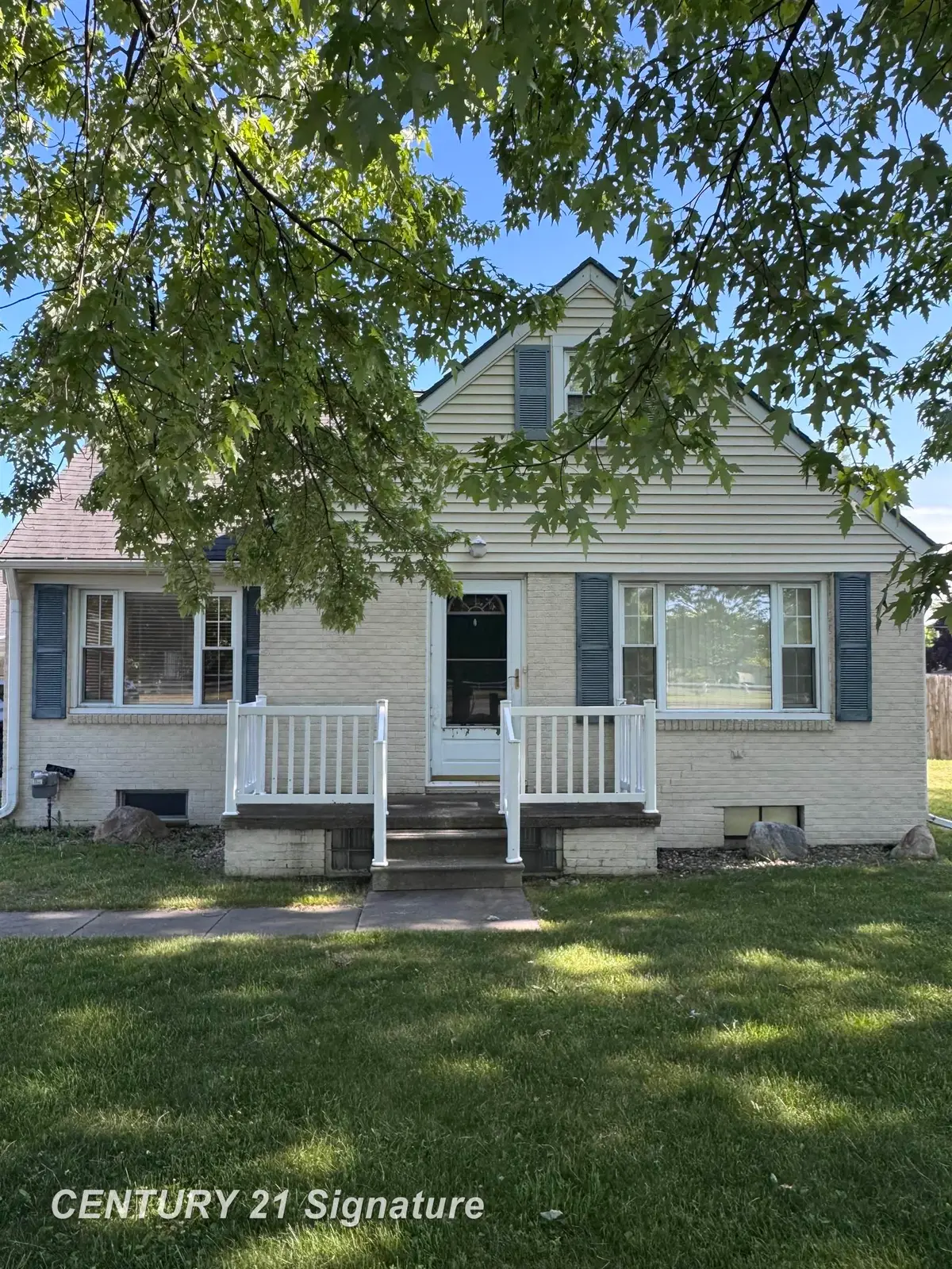 4095 Shattuck RD, Saginaw, MI 48603 - #1