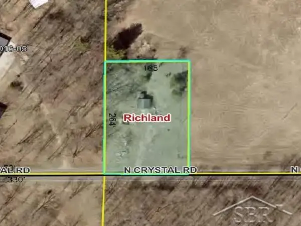 11751 N Crystal RD, Vestaburg, MI 48891