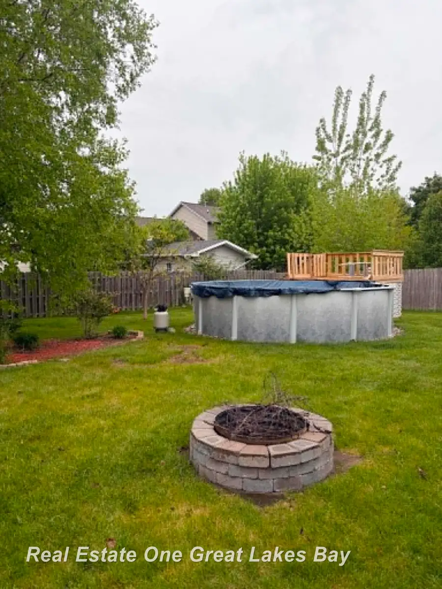 2894 Pimlico LN, Saginaw, MI 48603 - #3