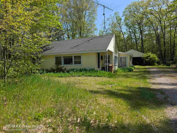 944 N Fairview RD, WestBranch, MI 48661