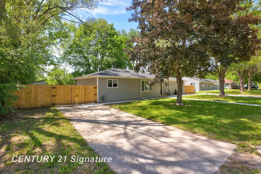 3155 Walters DR, Saginaw, MI 48601 - #3