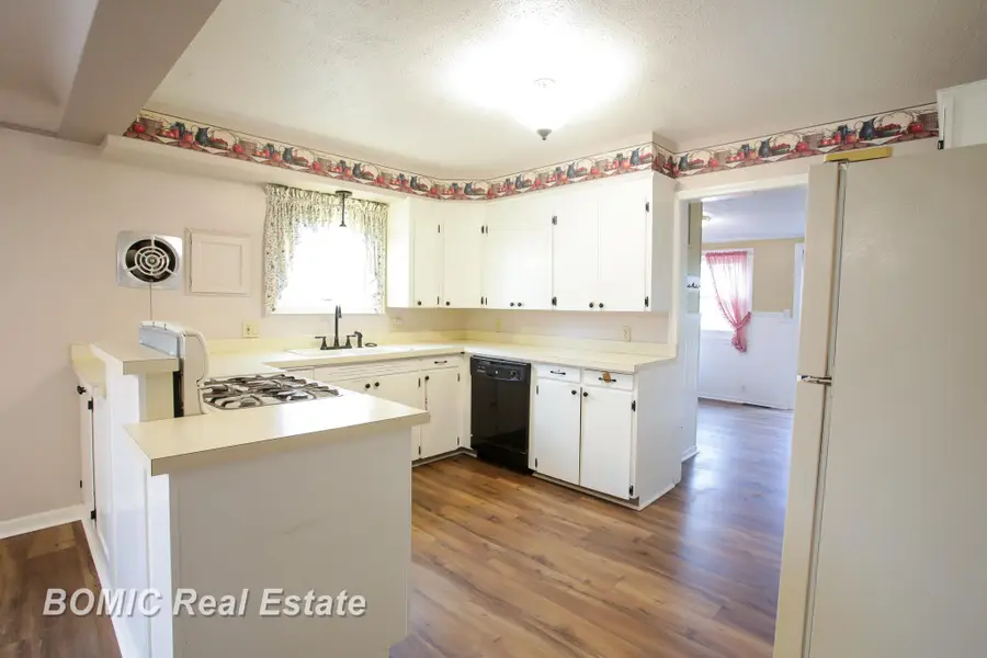 7920 Ash ST, Birch Run, MI 48415 - #3