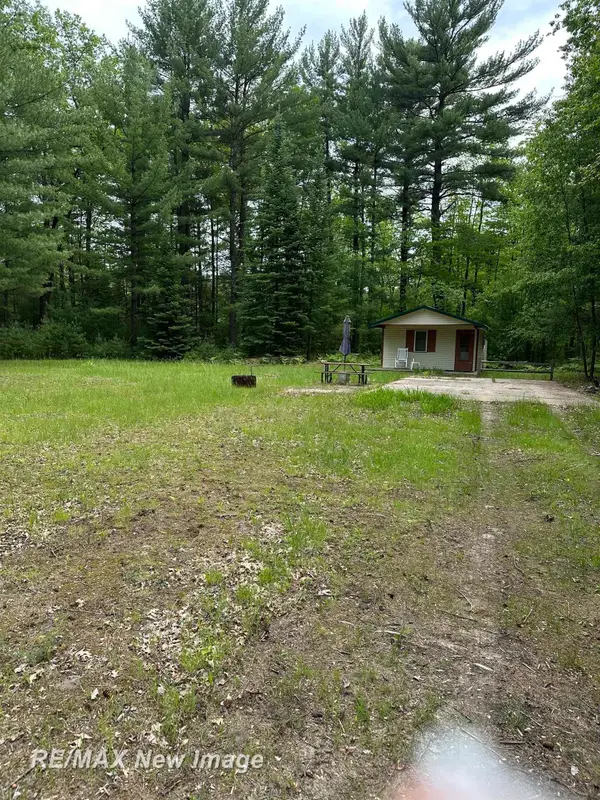 1980 4th Oak ST, Prescott, MI 48756