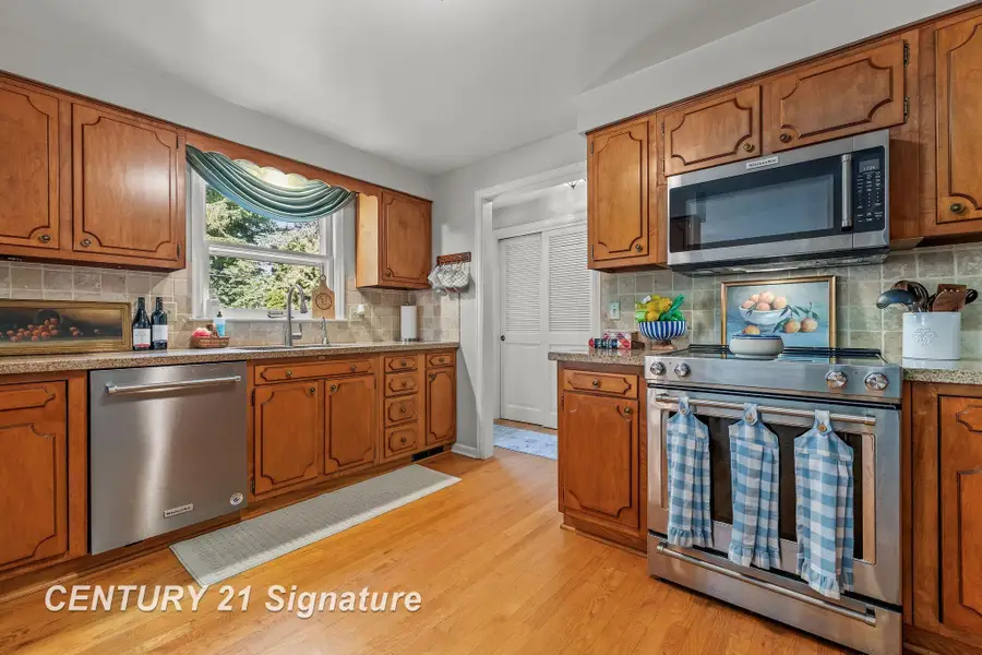 358 Somerset RD, Saginaw, MI 48638 - #2