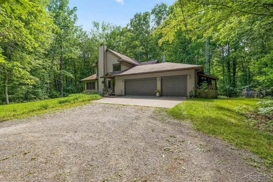 4455 N Ehlers RD, Midland, MI 48642 - #3