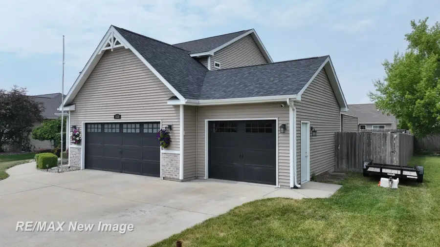 5630 Corydalis DR, Saginaw, MI 48603 - #3